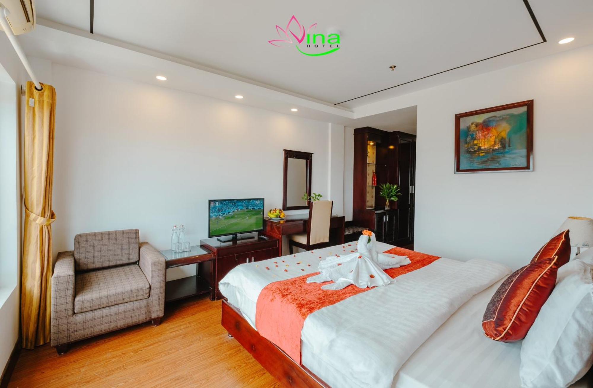 Vina Spa Hotel Hue Exterior photo